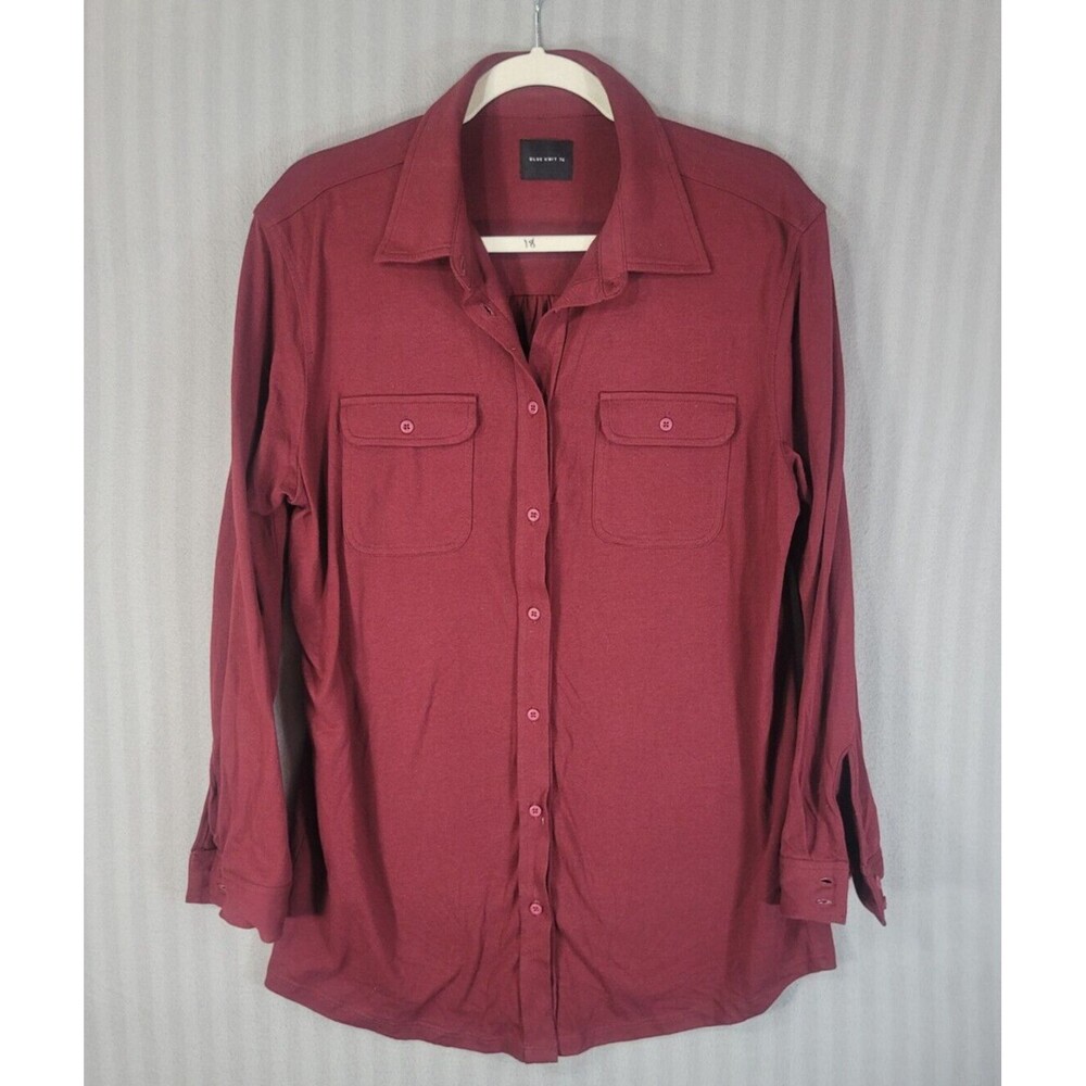 blue knit 76 by masood top red size XL long sleeve button front stretch knit